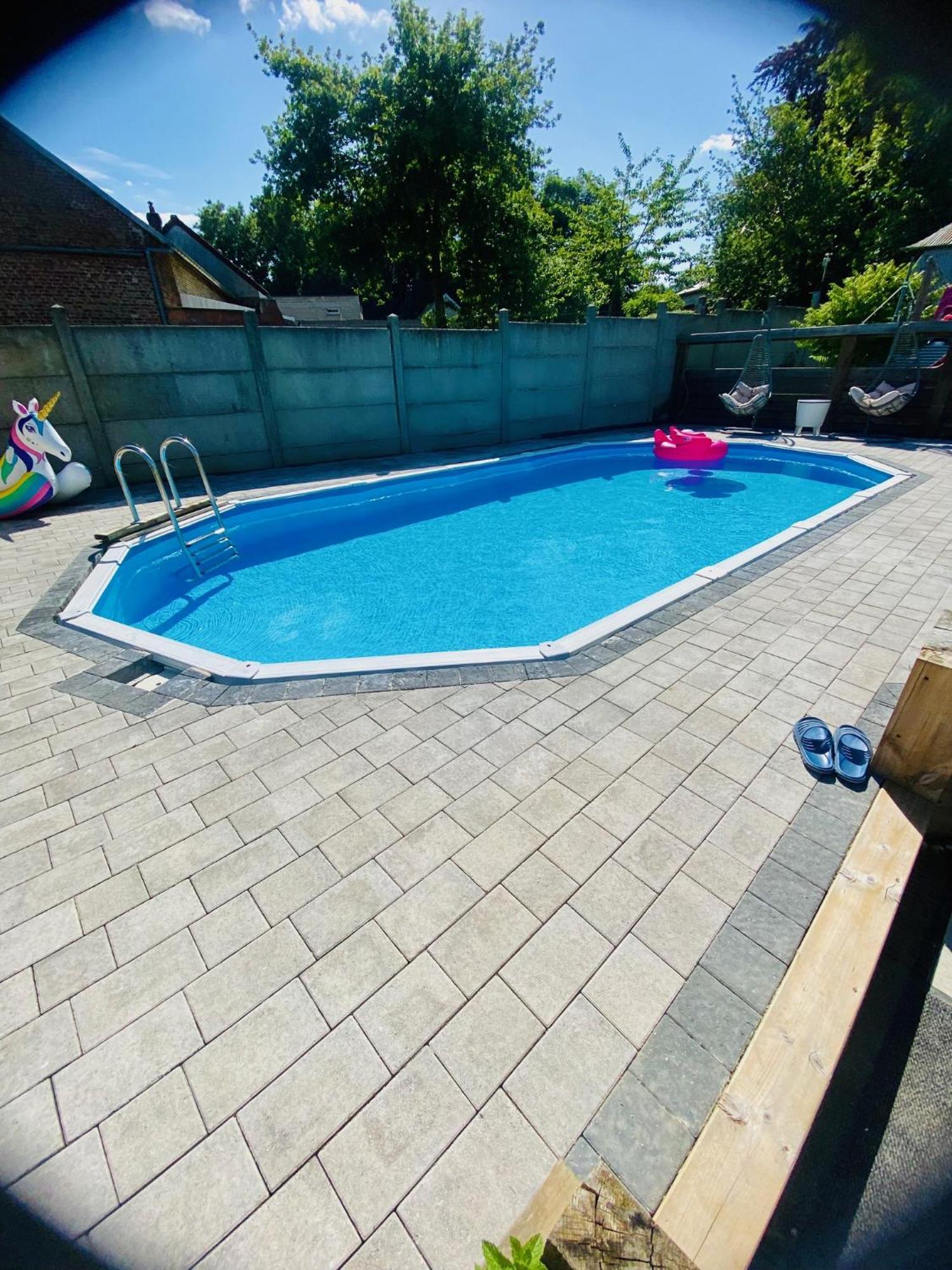 Les 3 E Bed & Breakfast Englebelmer ภายนอก รูปภาพ